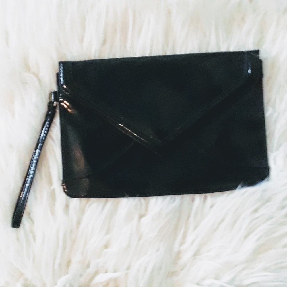 Candies Clutch